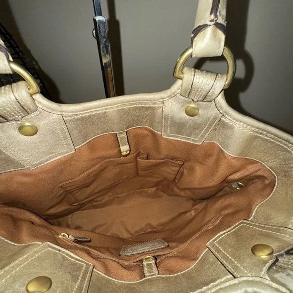 Coach Bleeker - Picture 5 of 9